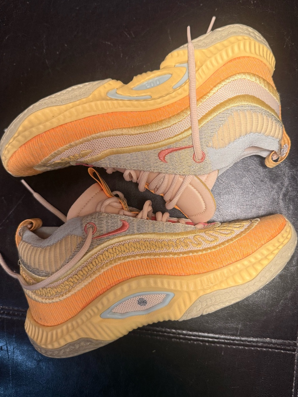 Men’s Size 6.5 Nike Cosmic Unity 3 The Hive Basketball Sneakers
